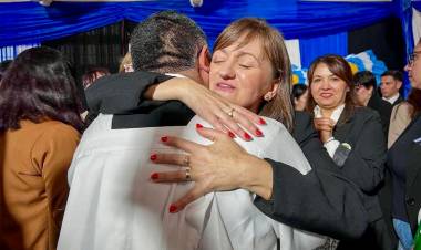 GRAL PINEDO: LA VICEGOBERNADORA SCHNEIDER ENCABEZÓ EL ACTO POR EL 113º ANIVERSARIO DE LA CIUDAD Y POR EL 215 ANIVERSARIO DE LA REVOLUCIÓN DE MAYO