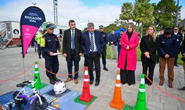 SE REALIZARON LAS SEGUNDAS JORNADAS DE SEGURIDAD Y EDUCACIÓN VIAL EN EL DOMO DEL CENTENARIO