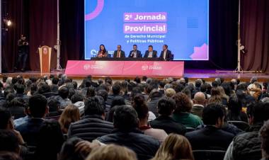 SAENZ PEÑA: EXITOSO INICIO DE LA 2° JORNADA PROVINCIAL DE DERECHO MUNICIPAL Y POLÍTICAS PÚBLICAS