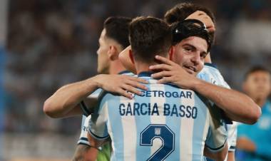 CON CAMBESES COMO FIGURA, RACING ELIMINÓ A TIGRE POR PENALES Y AVANZÓ A LAS SEMIFINALES DEL TORNEO CLAUSURA