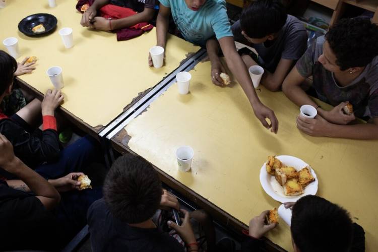 ADVERTENCIA DE LA IGLESIA CATÓLICA TRAS EL ACUERDO ENTRE CÁRITAS Y EL GOBIERNO:  "NO SOMOS LOS ÚNICOS INTERLOCUTORES"