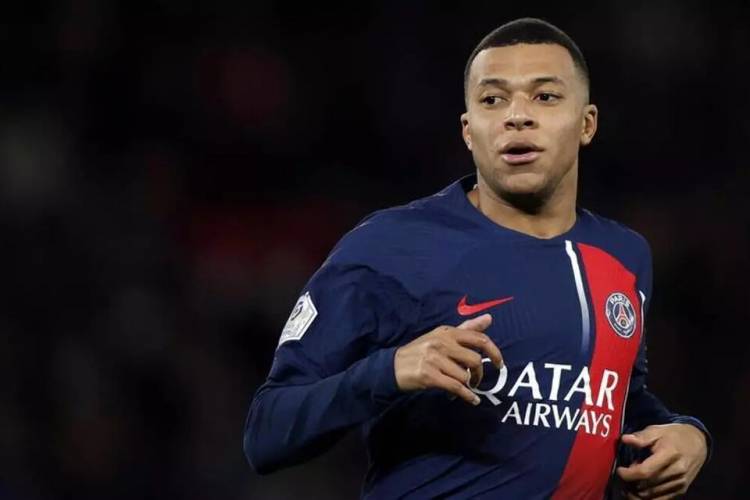 MBAPPÉ FIRMÓ SU CONTRATO Y SERÁ JUGADOR DE REAL MADRID