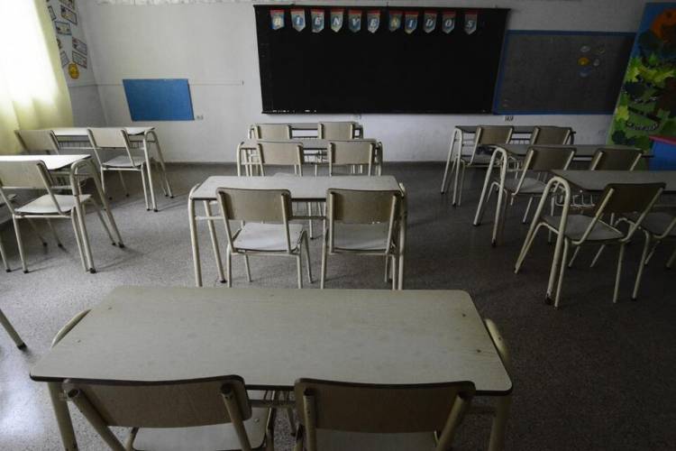 COMIENZO DE CLASES CON PARO Y MOVILIZACIÓN