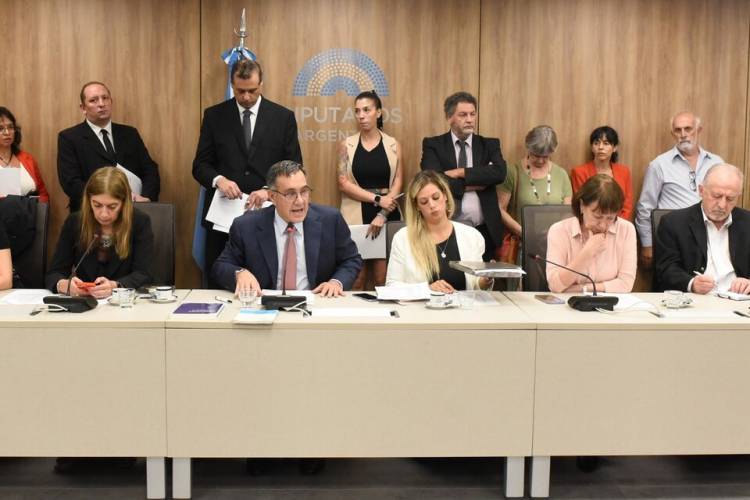 DIPUTADOS ALIADOS ESTARÁN AL FRENTE DE LAS COMISIONES DE LEGISLACIÓN LABORAL Y EDUCACIÓN