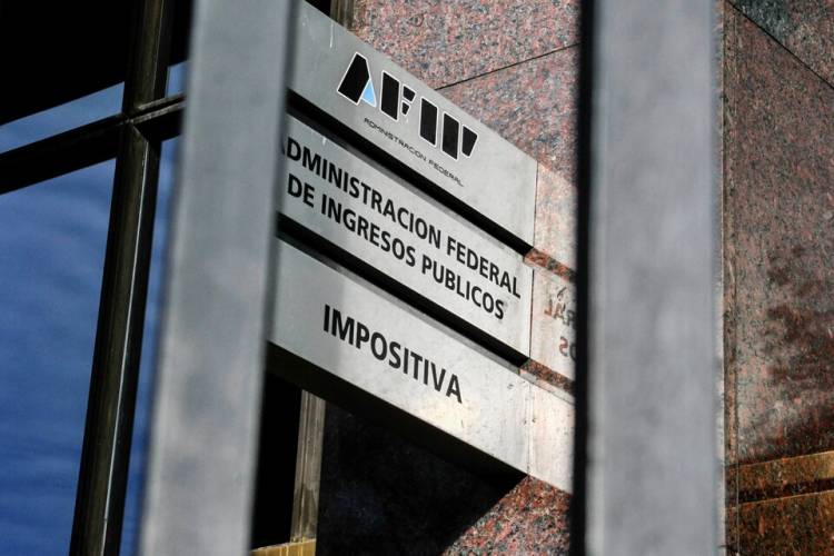 IMPUESTOS 230, LA INFLACIÓN 280