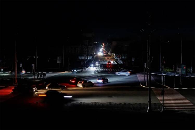 RUSIA BOMBARDEÓ UNA IMPORTANTE CENTRAL ELÉCTRICA EN KIEV