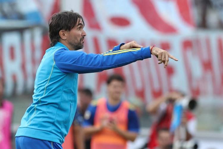 DIEGO MARTÍNEZ: "ESTA VICTORIA ESTÁ ENTRE LAS TRES MEJORES DE MI CARRERA"