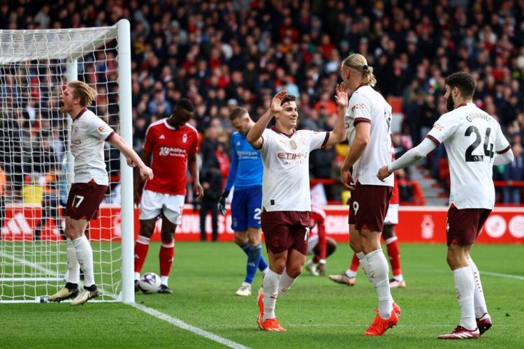 PREMIER LEAGUE: ARSENAL Y MANCHESTER CITY MANTIENEN VIVO EL SUSPENSO