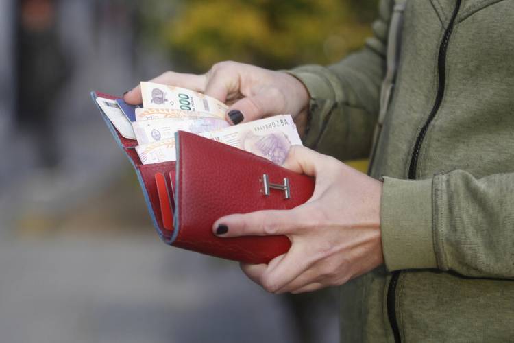 ES HORA DE ALIVIAR LAS CARGAS