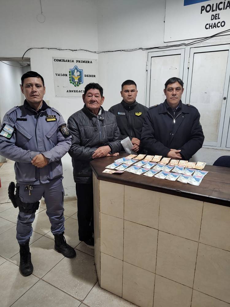 VILLA ÁNGELA: UN MUJER FUE PRESA POR ROBAR A UN MASCULINO $37,000 PESOS