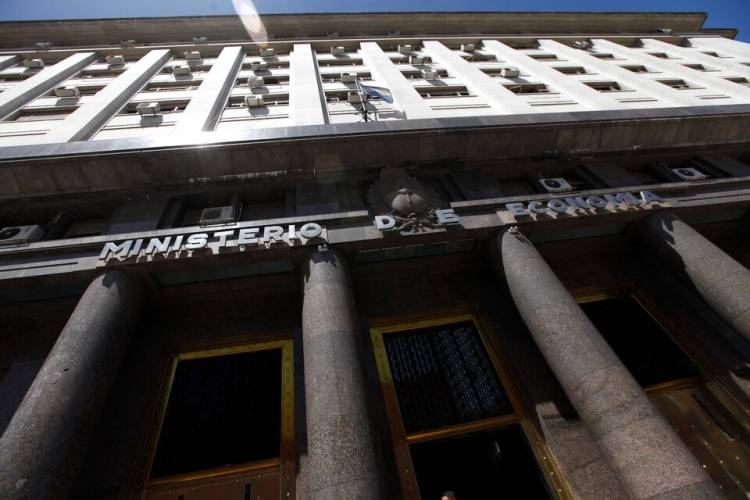 SIGUE EL AJUSTE DE MILEI A LAS PROVINCIAS