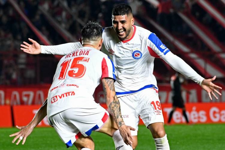 EL TRIUNFO DE ARGENTINOS HUNDIÓ MÁS A CENTRAL CÓRDOBA 