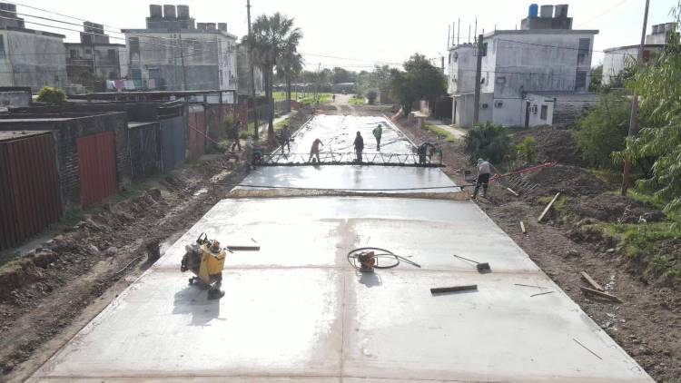 EL GOBIERNO PROVINCIAL EJECUTA 15 CUADRAS DE PAVIMENTO EN EL BARRIO UPCP DE RESISTENCIA