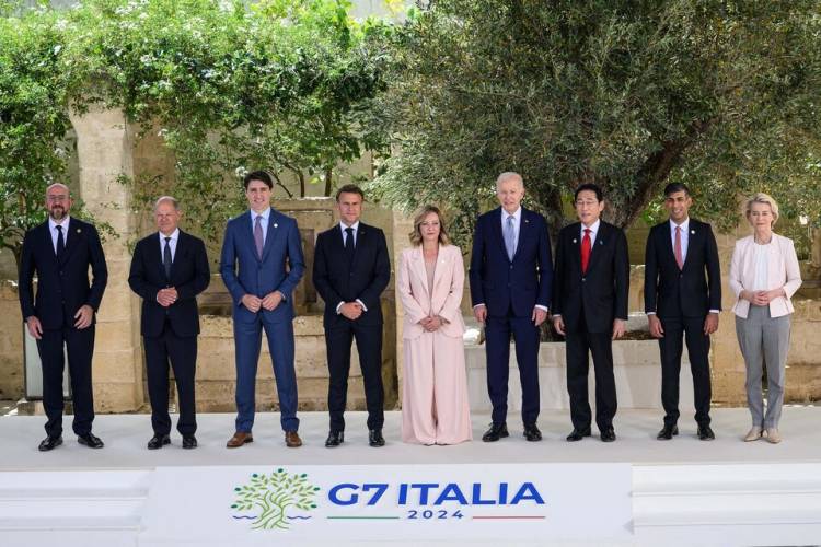 EL G7 ACUERDA UN PLAN DE AYUDA FINANCIERA PARA UCRANIA
