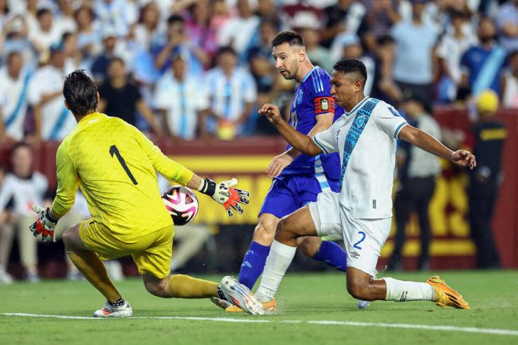 ARGENTINA GOLEÓ A GUATEMALA ANTES DE INAUGURAR LA COPA AMÉRICA 2024