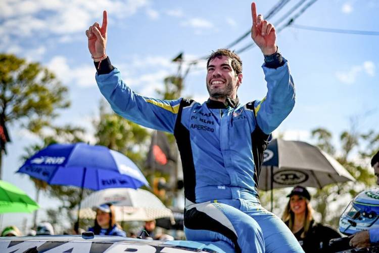 TURISMO CARRETERA: RAFAELA Y EL BAUTISMO TRIUNFAL DE ESTEBAN GINI