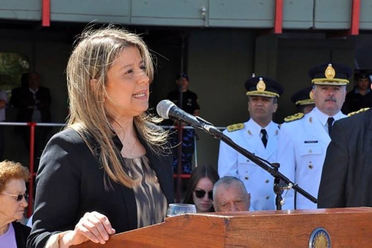 BULLRICH PROFUNDIZA LA LÍNEA BUKELE 