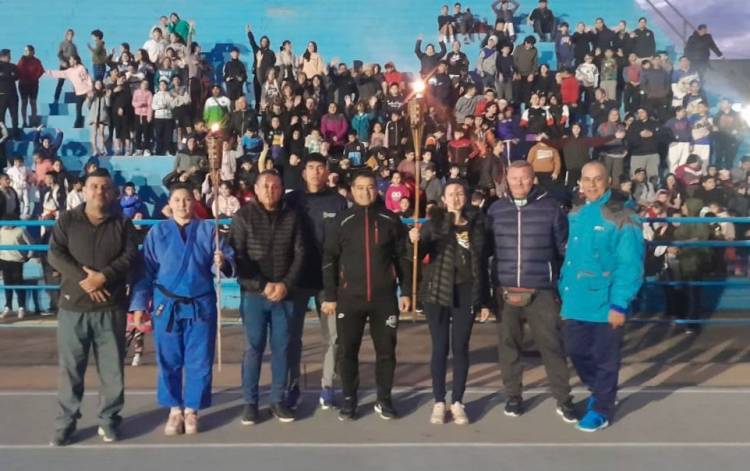 POLIDEPORTIVO JAIME ZAPATA: CHACO CELEBRÓ EL DÍA INTERNACIONAL OLÍMPICO