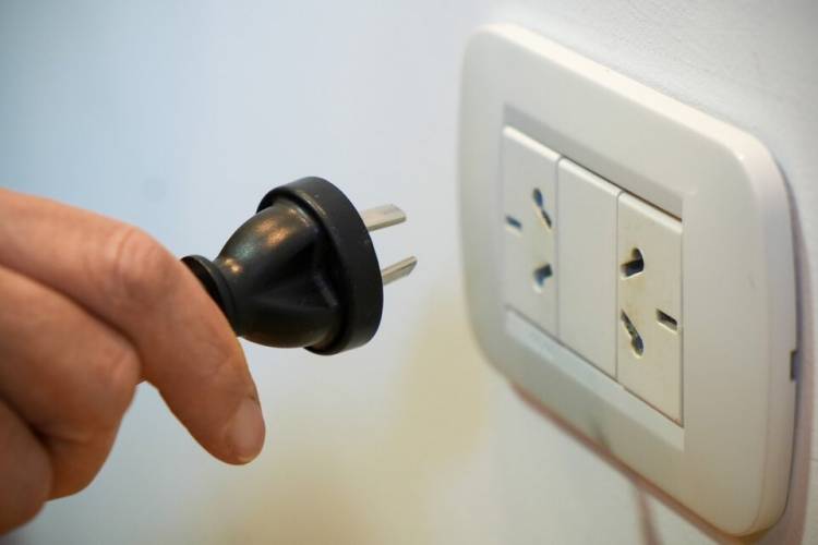 SIN AUMENTO PARA LUZ, GAS Y COMBUSTIBLES