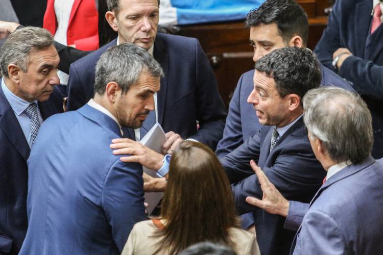 EL GOBIERNO TIENE SU LEY Y LOS ARGENTINOS TENDRÁN AHORA MÁS PROBLEMAS