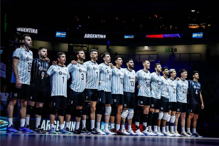 LA SELECCIÓN ARGENTINA DE VOLEY SE MIDE ANTE ESLOVENIA