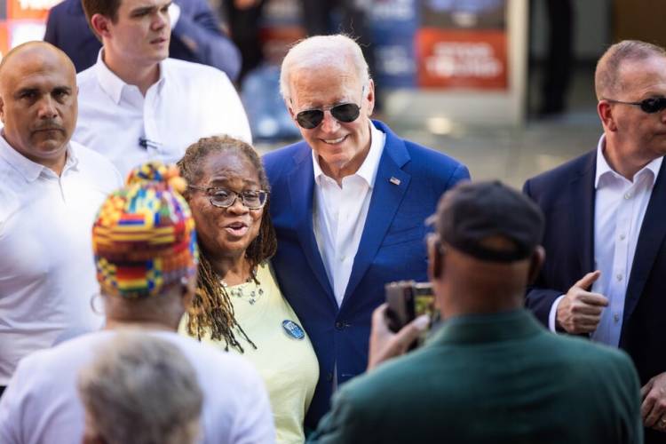 BIDEN DIJO QUE ESTADOS UNIDOS RECHAZARÁ "EL EXTREMISMO" AL IGUAL QUE FRANCIA