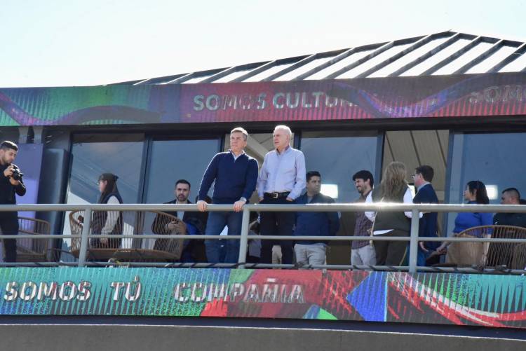 ZDERO Y NIKISCH EN LA BIENAL 2024: EL GOBIERNO PROVINCIAL Y EL MUNICIPIO DE RESISTENCIA CELEBRARON EL TRABAJO ARTICULADO JUNTO A LA FUNDACIÓN URUNDAY