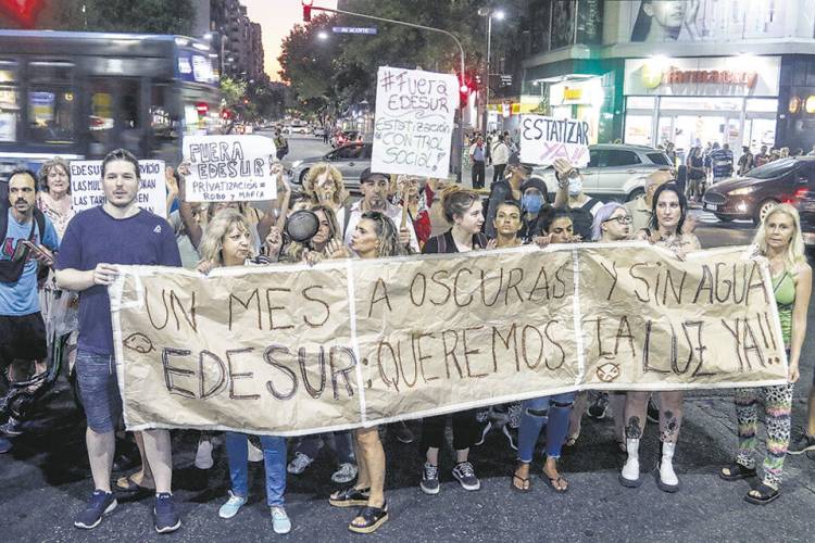 ¿SE VIENE UN VERANO CON CALOR Y CORTES?