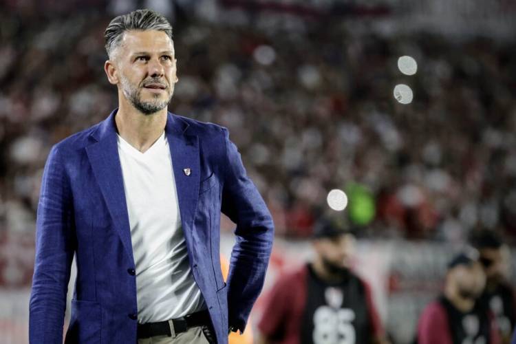 DEMICHELIS DEJA DE SER EL DT DE RIVER