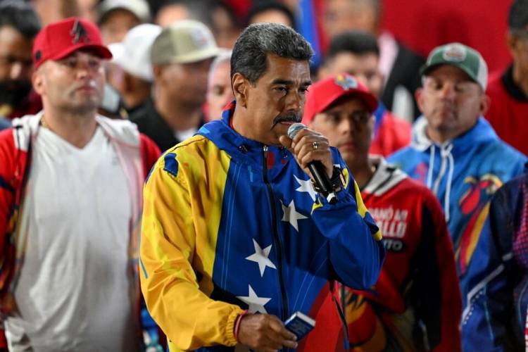 NICOLÁS MADURO CONTRA JAVIER MILEI: "FASCISTA, FEO, ESTÚPIDO, COBARDE. NO ME AGUANTAS UN ROUND"
