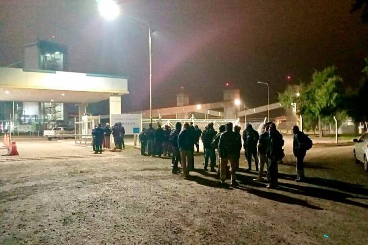 SIGUE EL PARO ACEITERO