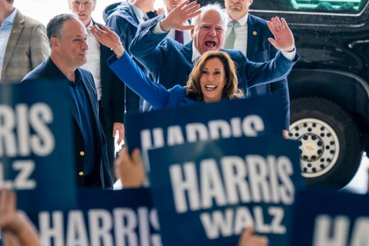KAMALA HARRIS HIZO CAMPAÑA EN PENSILVANIA EN LA PREVIA DE LA CONVENCIÓN DEMÓCRATA