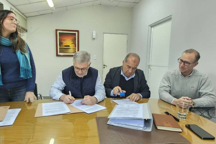 LAS BREÑAS: EL GOBIERNO PROVINCIAL CEDIÓ AL MUNICIPIO LA PLANTA POTABILIZADORA DE LAS PIEDRITAS