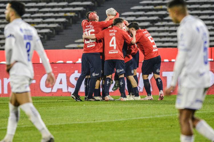 COPA ARGENTINA: INDEPENDIENTE ELIMINÓ A GODOY CRUZ Y SUEÑA