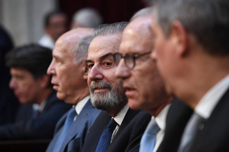 UN PEDIDO PARA QUE LA CORTE APURE LAS CAUSAS DE LESA HUMANIDAD