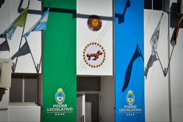 LA LEGISLATURA APROBÓ LA LEYENDA PARA LA PAPELERÍA OFICIAL DEL 2025