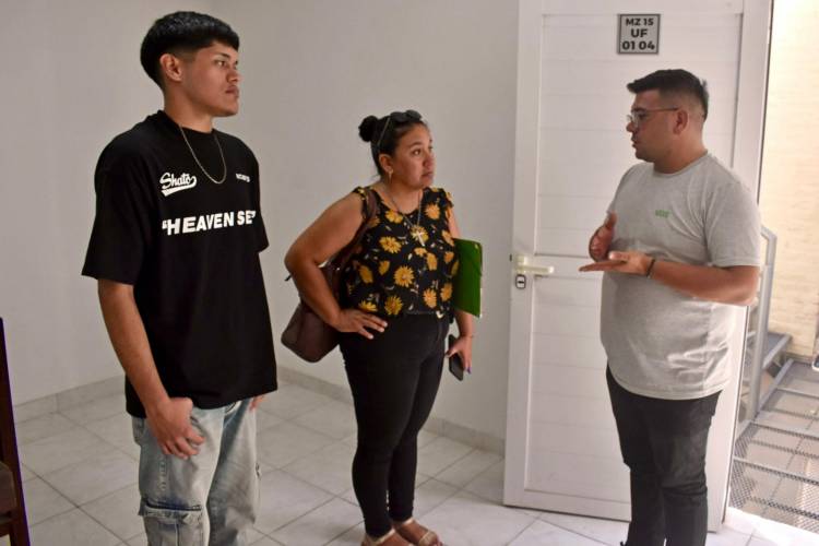 EXITOSA CONVOCATORIA: COMENZÓ LA LLEGADA DE ESTUDIANTES DE TODA LA PROVINCIA A LA RESIDENCIA ESTUDIANTIL 1 DE RESISTENCIA