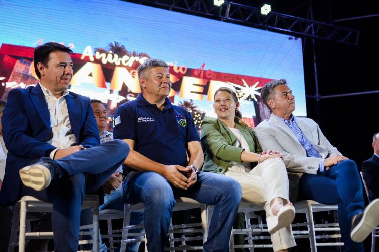 EL GOBERNADOR LEANDRO ZDERO ACOMPAÑÓ EL 113° ANIVERSARIO DE GANCEDO