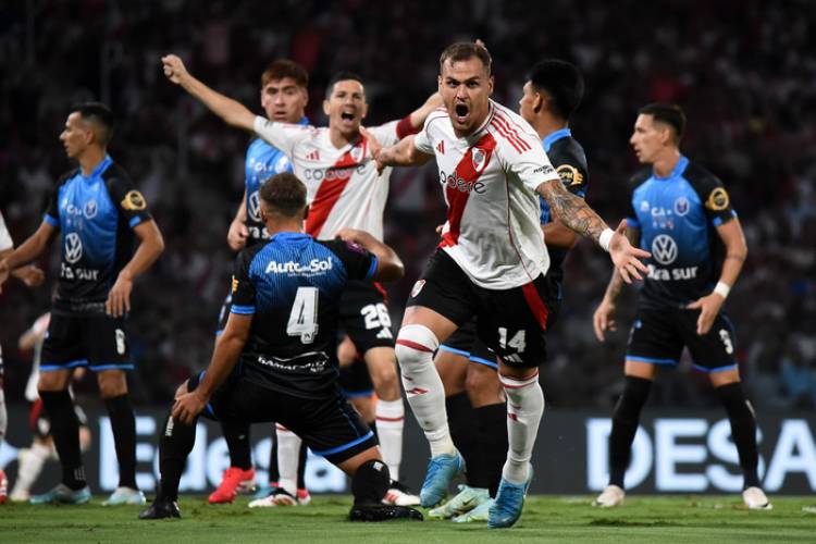 EL "ESCUADRÓN SUICIDA" DE RIVER APROBÓ CON LO JUSTO EN COPA ARGENTINA