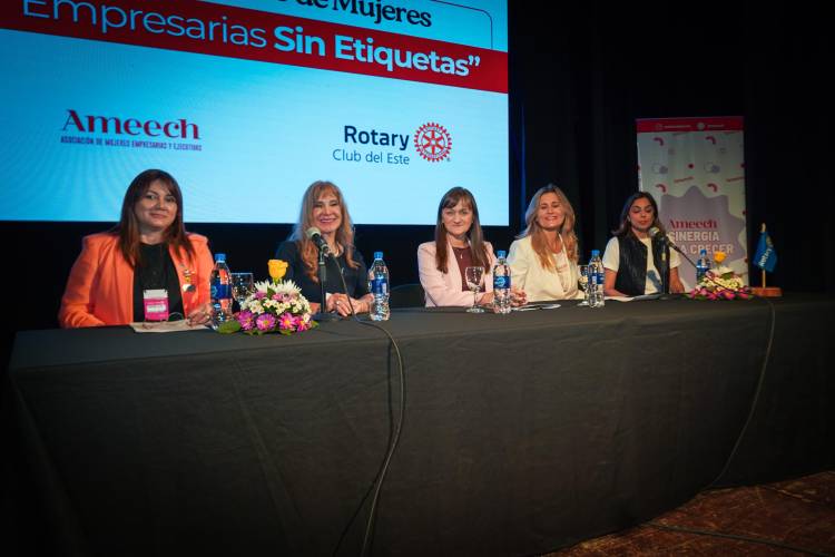 LA VICEGOBERNADORA SCHNEIDER ACOMPAÑÓ EL CONGRESO “EMPRESARIAS SIN ETIQUETAS”