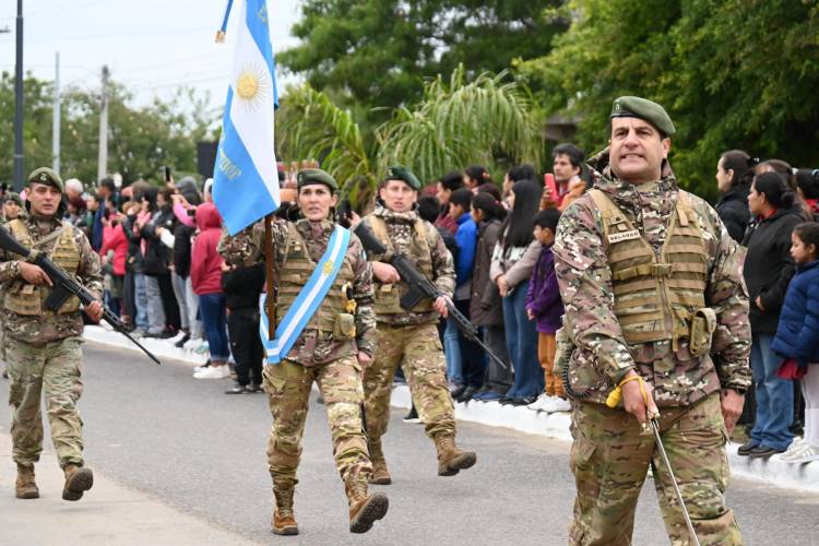 115º ANIVERSARIO DE PUERTO VILELAS: EL GOBERNADOR ZDERO CELEBRÓ JUNTO A LA COMUNIDAD, ENTREGÓ PATRULLERO Y TÍTULOS DE PROPIEDAD