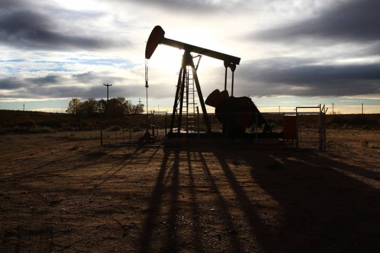 BAJÓ EL PRECIO DEL CRUDO