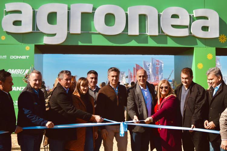 APERTURA DE AGRONEA: “EL CAMPO ES EL MOTOR ECONÓMICO Y PRODUCTIVO DE LA PROVINCIA”- EXPRESÓ ZDERO