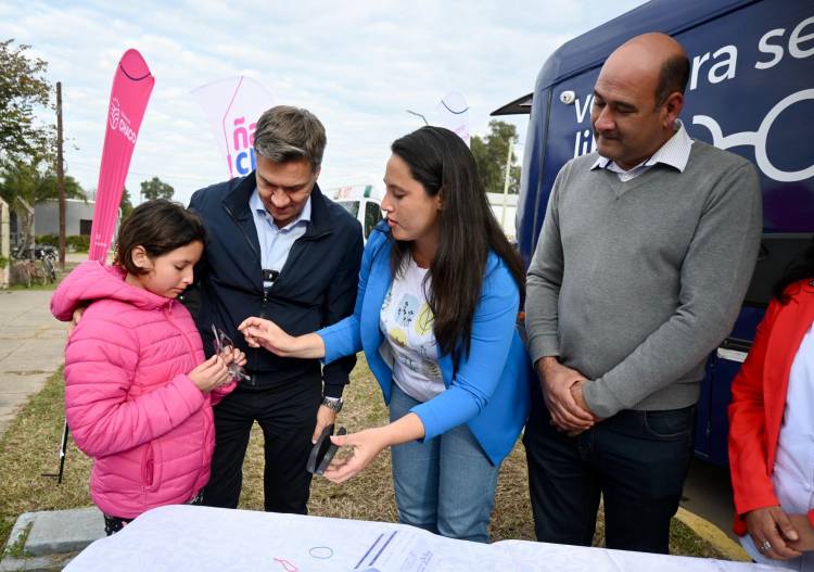 BASAIL: EL GOBERNADOR ZDERO ACOMPAÑÓ EL OPERATIVO INTEGRAL “VER PARA SER LIBRES”